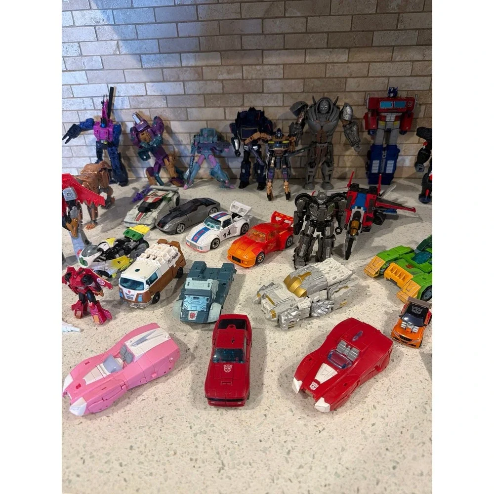 Huge Transformers Action Figure Vehicle Lot Optimus Prime Autobots Decepticons